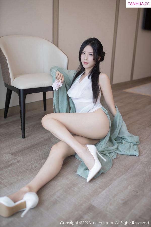 陈若依 抖娘利世 [XiuRen]高清写真图 2023.03.15 No.6420 利世 古装美腿第30张图片
